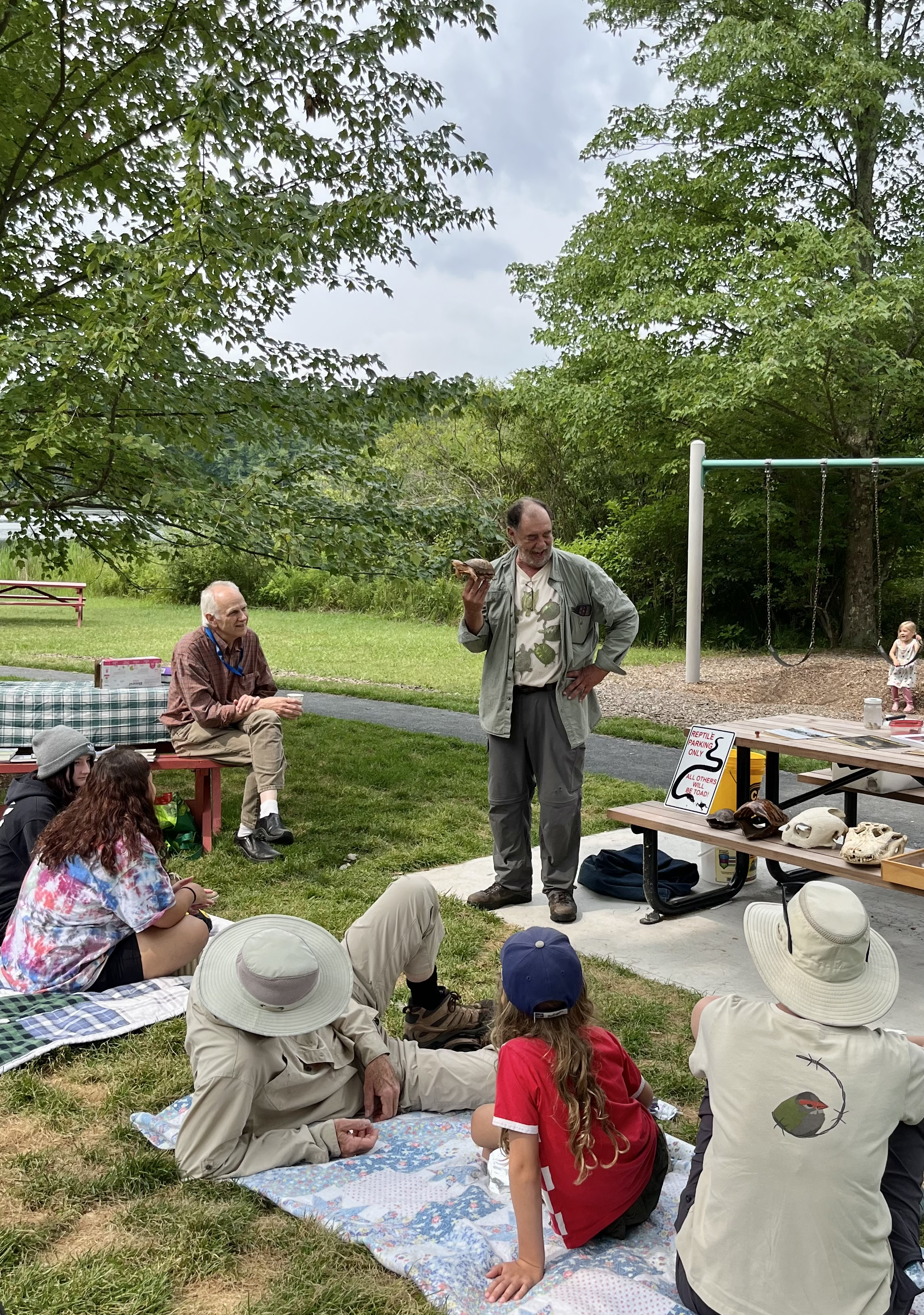 Tom Tyning is heading back to Lake Mansfield on Thursday, July 24th at 10am so that families can get up close and personal with creatures that we usually just get to glimpse.